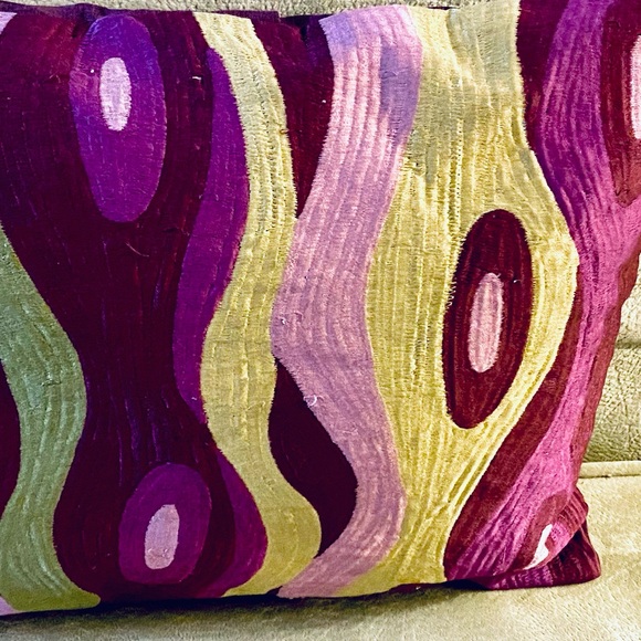 Rare & Retro Purple Swirl Pottery Barn Pillow Case - Picture 16 of 16